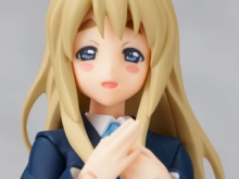 figma 琴吹 紬 制服ver.